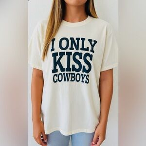 Lotus Fashion of Los Angeles Kiss Cowboys Graphic T-shirt